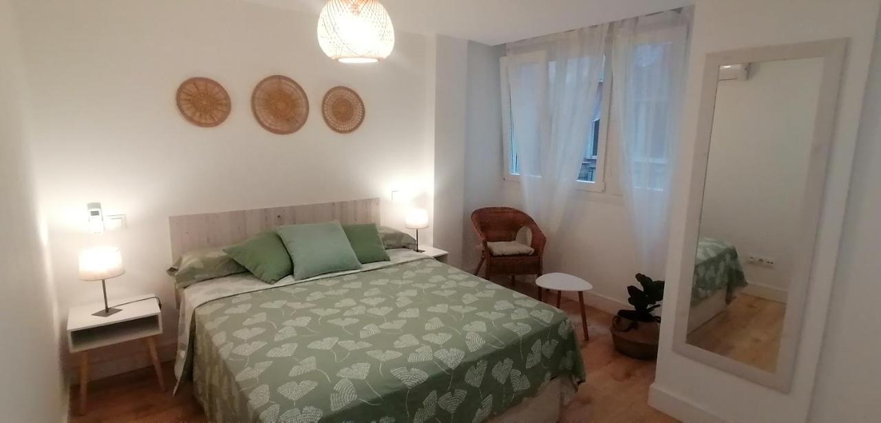 El Palo Cosy, 200 M From The Beach Lägenhet Málaga Exteriör bild