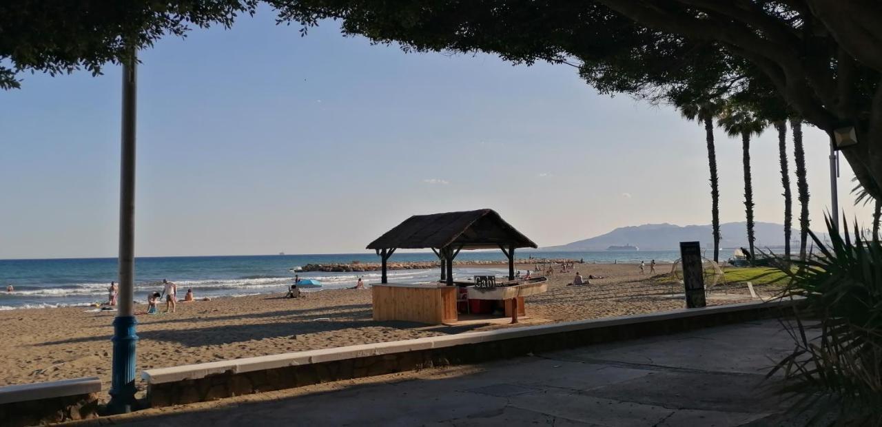 El Palo Cosy, 200 M From The Beach Lägenhet Málaga Exteriör bild