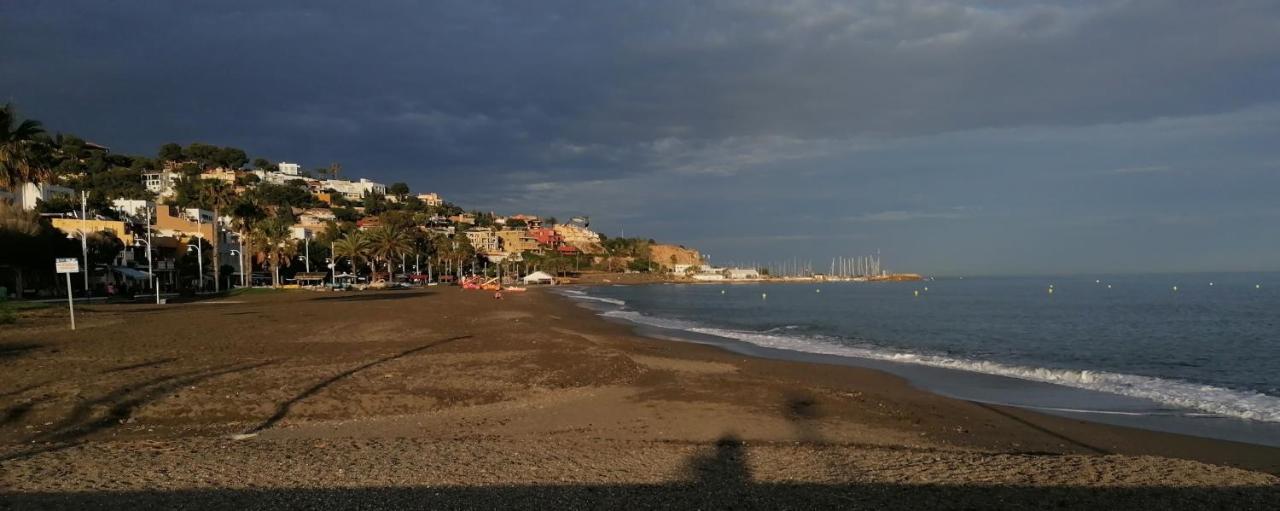 El Palo Cosy, 200 M From The Beach Lägenhet Málaga Exteriör bild